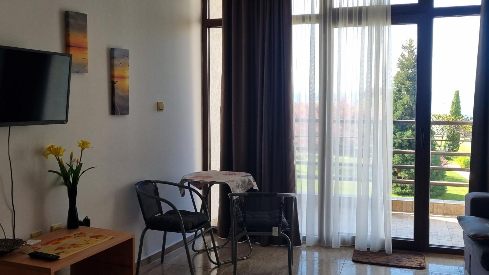 Luxsus Apartment Diamond Sveti Vlas Exterior foto